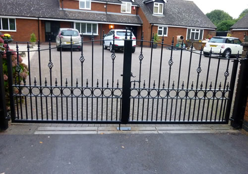 driveway gates in coventry