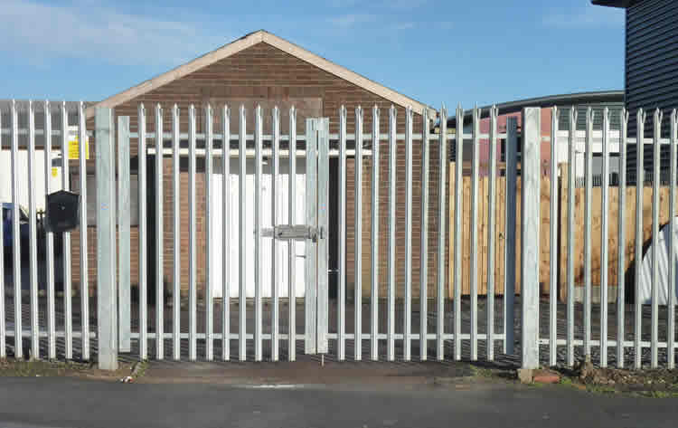 Palisade Railings Market Harborough