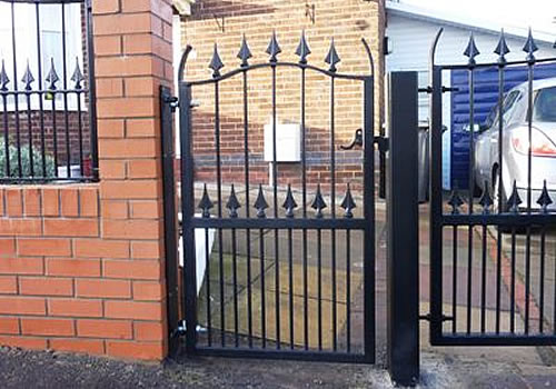 garden gate installer coventry