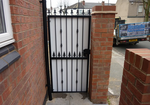 garden gates installation coventry