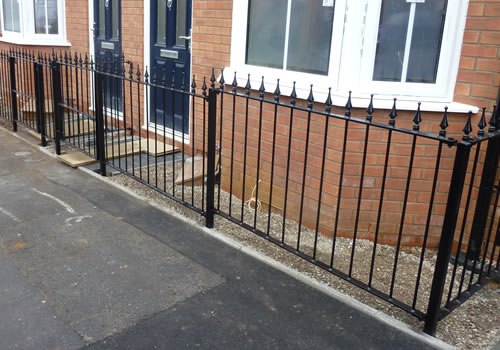 garden railings installer coventry